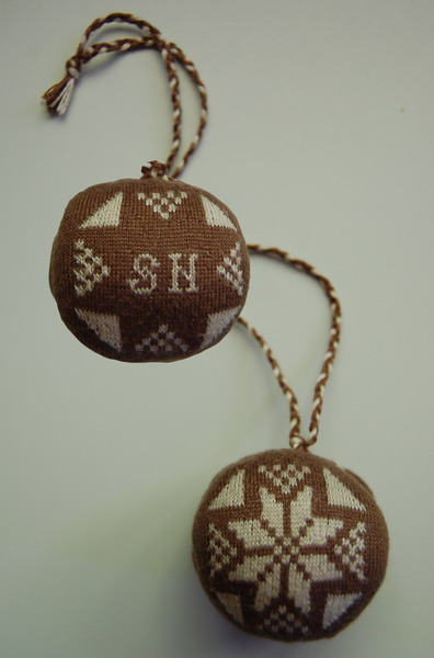 Silk Thread (Dark Brown)