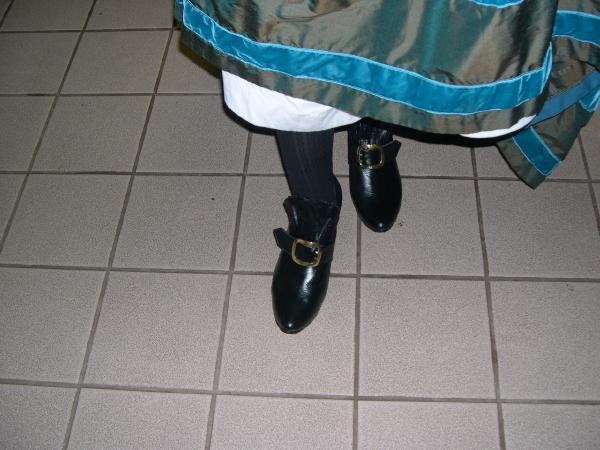 06costume_college071.jpg  (38.2 Kb)