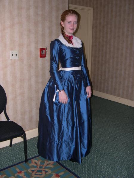 06costume_college074.jpg  (37.0 Kb)