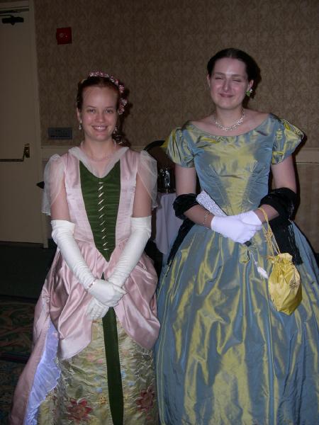 06costume_college135.jpg  (40.0 Kb)