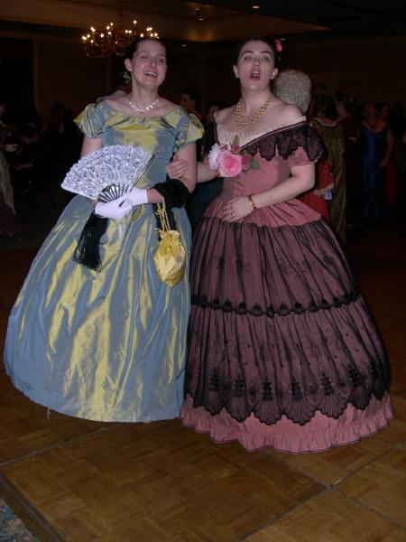 06costume_college139.jpg  (36.7 Kb)