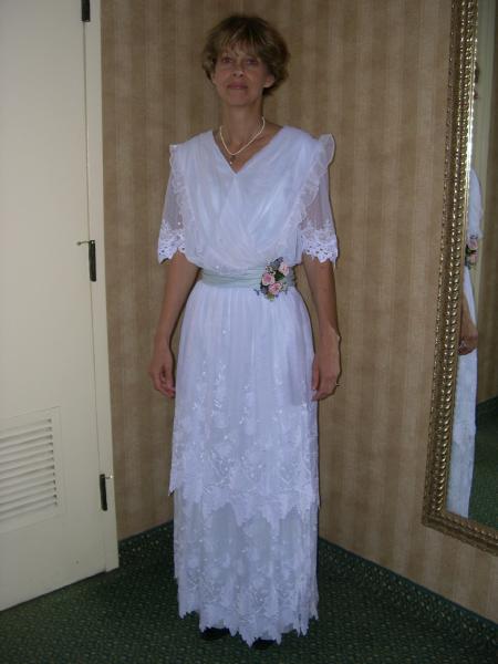 06costume_college141.jpg  (29.3 Kb)