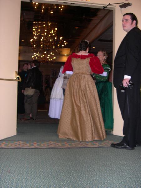 06costume_college172.jpg  (34.9 Kb)