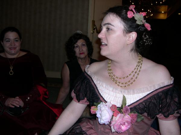 06costume_college176.jpg  (30.7 Kb)