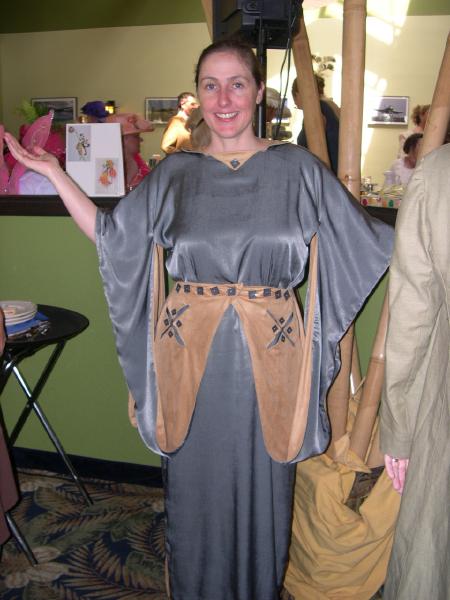 06costume_college219.jpg  (39.4 Kb)