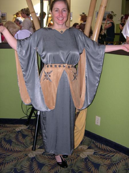 06costume_college221.jpg  (39.6 Kb)
