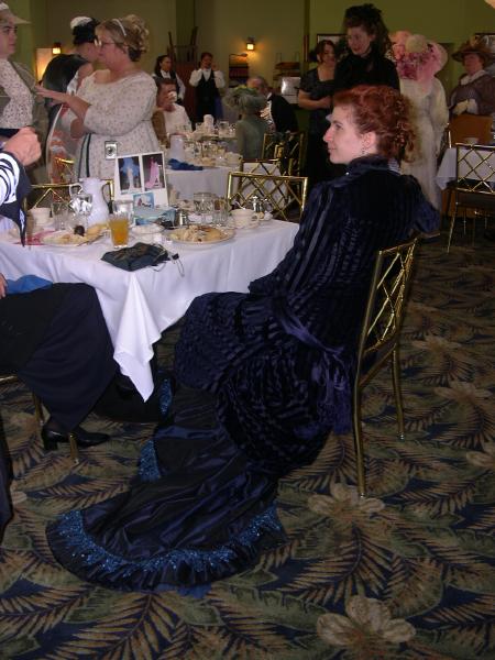 06costume_college237.jpg  (47.5 Kb)