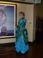 06costume_college056.jpg  (36.0 Kb)