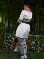 06costume_college251.jpg  (41.0 Kb)